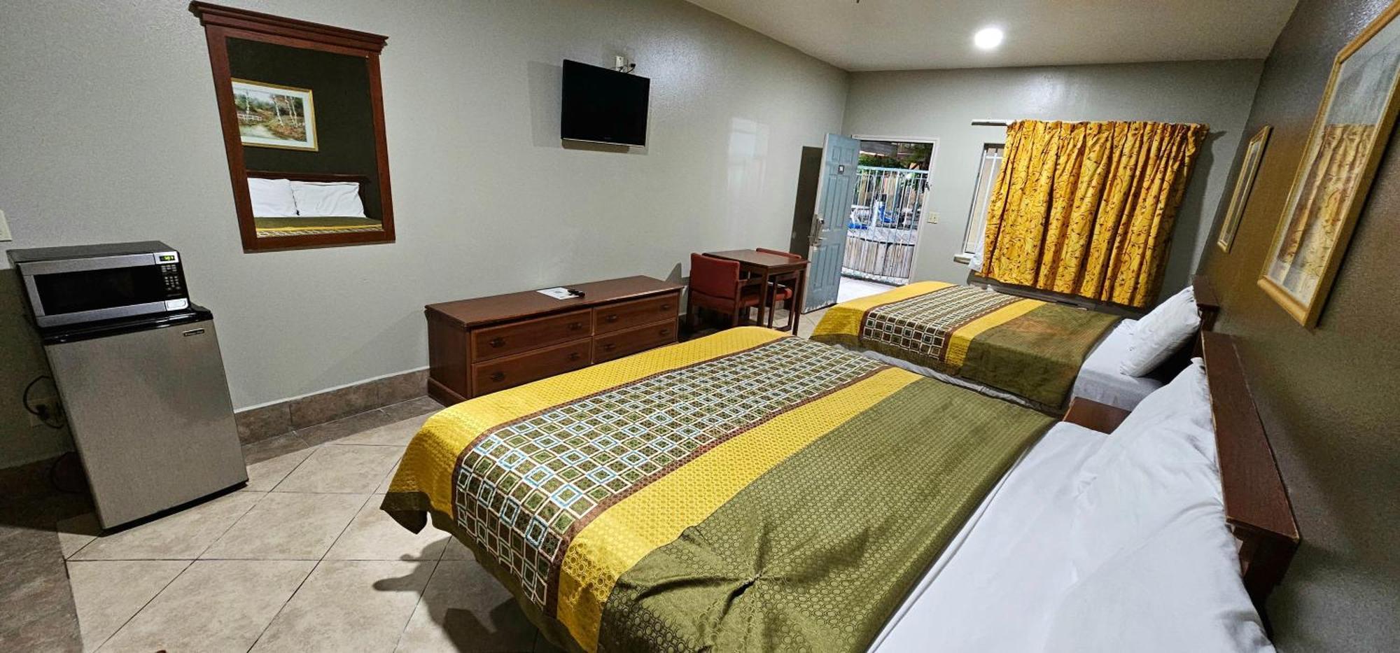 Texas Inn And Suites Rgv Единбург Екстер'єр фото