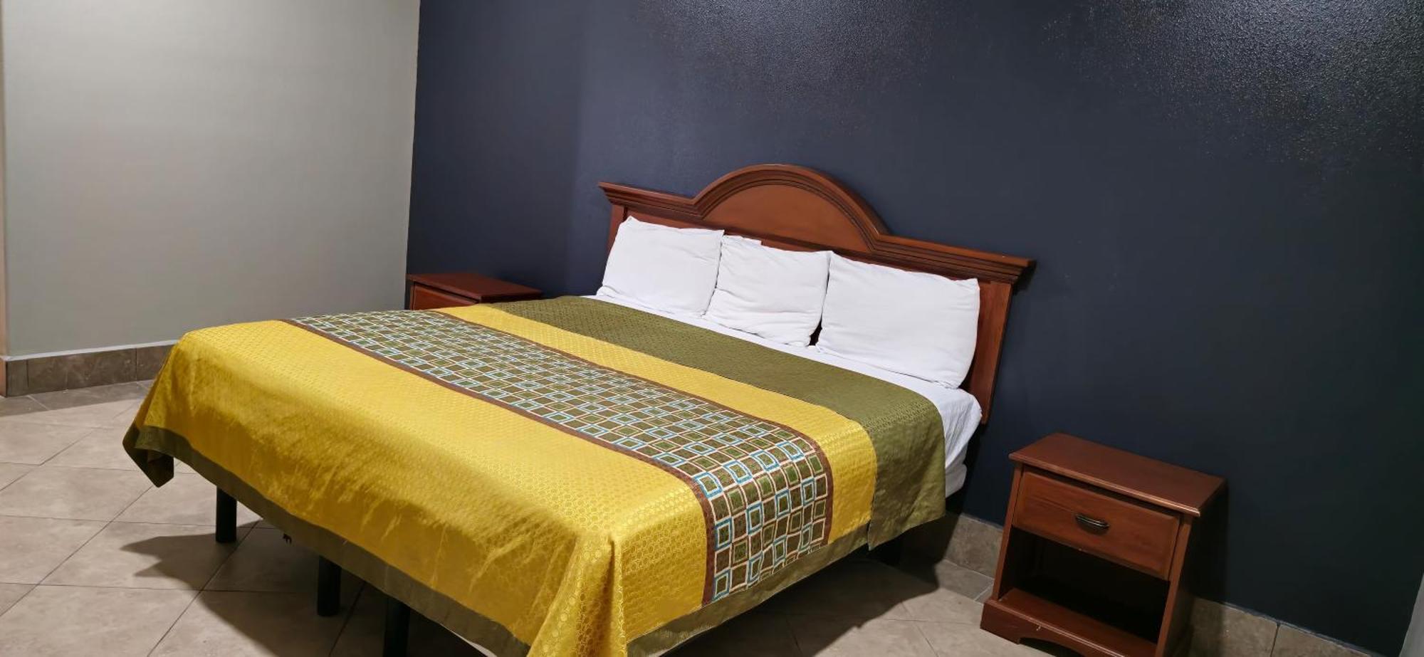 Texas Inn And Suites Rgv Единбург Екстер'єр фото