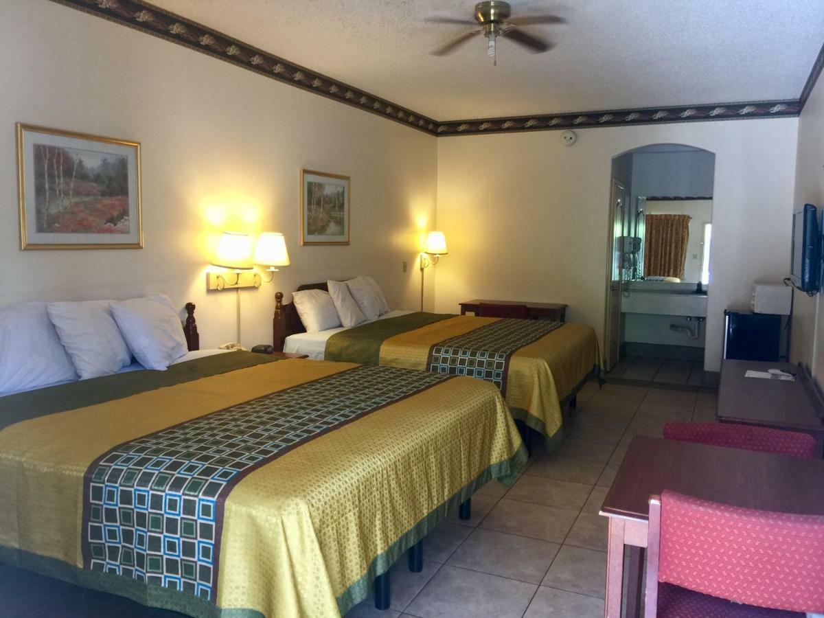 Texas Inn And Suites Rgv Единбург Екстер'єр фото